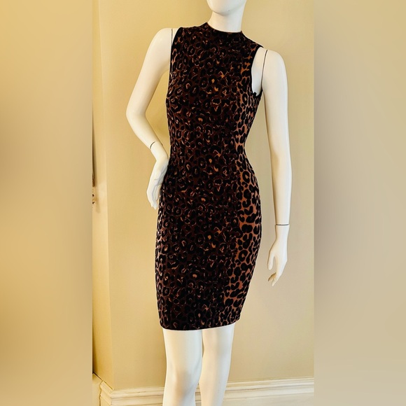 Milly
Animal print, Textured Cheetah Sleeveless Fitted Dress Size S - Picture 12 of 12